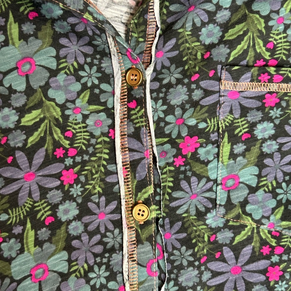 Floral Button-Front Long Sleeve Dress in Dark Green and Purple - Picture 4 of 7